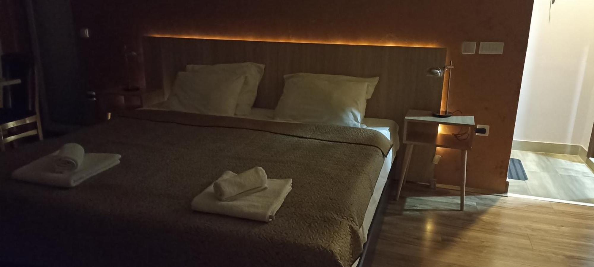 Athos Apartments Nis Phòng bức ảnh