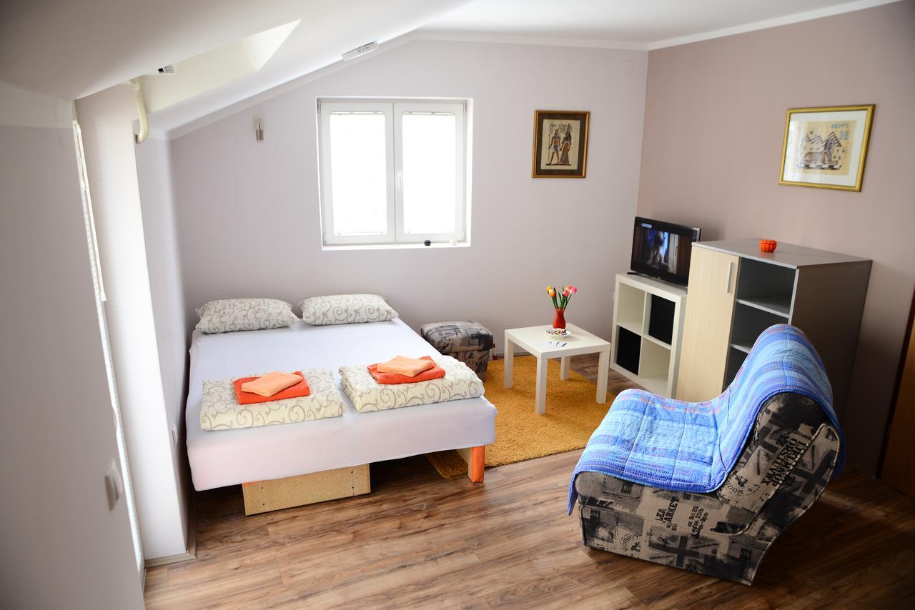 Athos Apartments Nis Ngoại thất bức ảnh