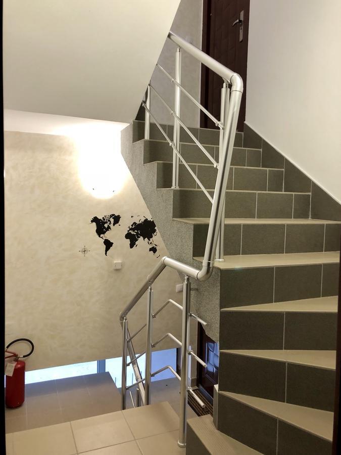 Athos Apartments Nis Ngoại thất bức ảnh